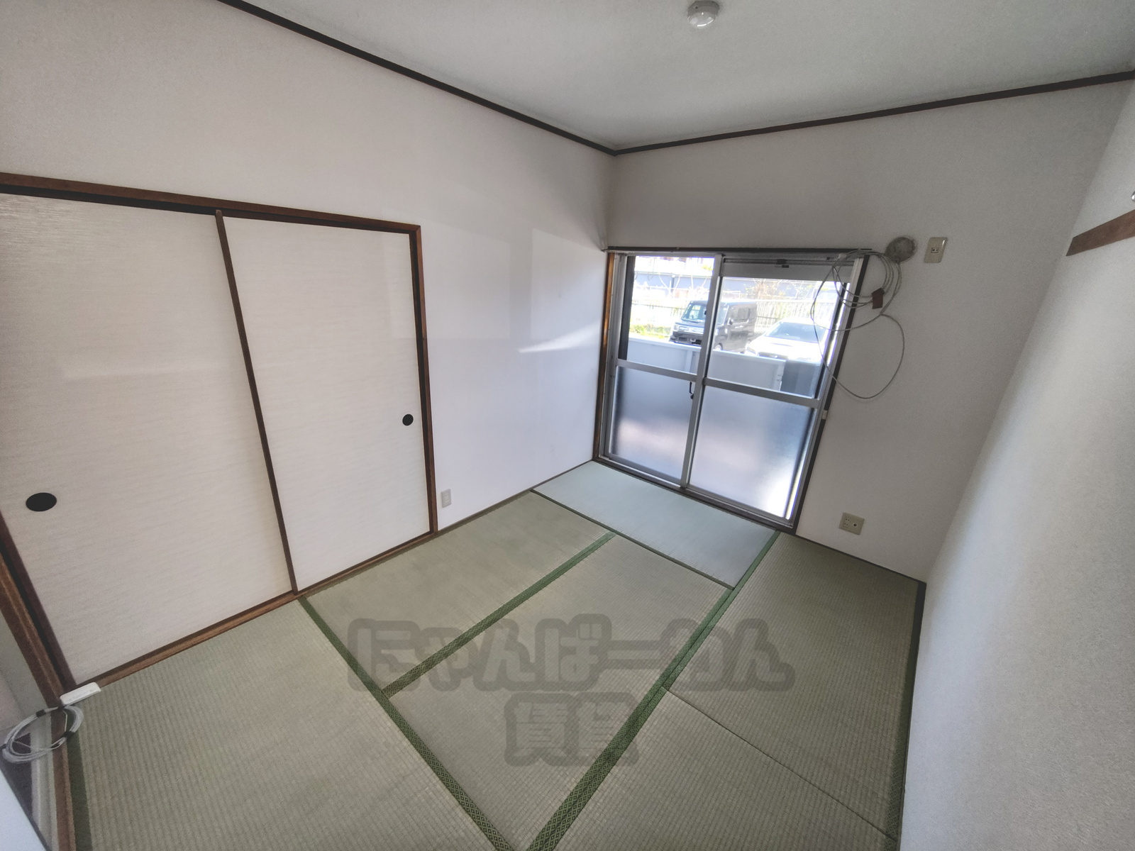 エバー・グリーン宇治弐番館1105号室の和室と襖（収納）｜宇治市のペット可賃貸マンション